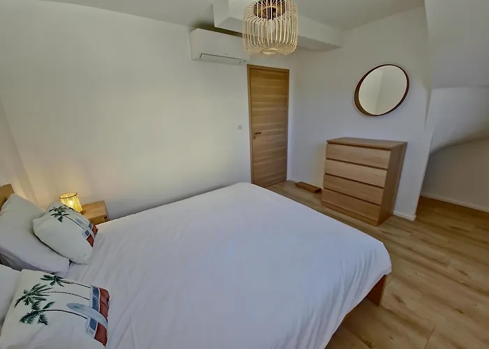 Le Duplex Charme Des Amandiers - Air Conditioning - Sea View 아파트 르 라방두